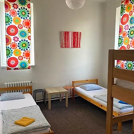 Ladvi Hostel *